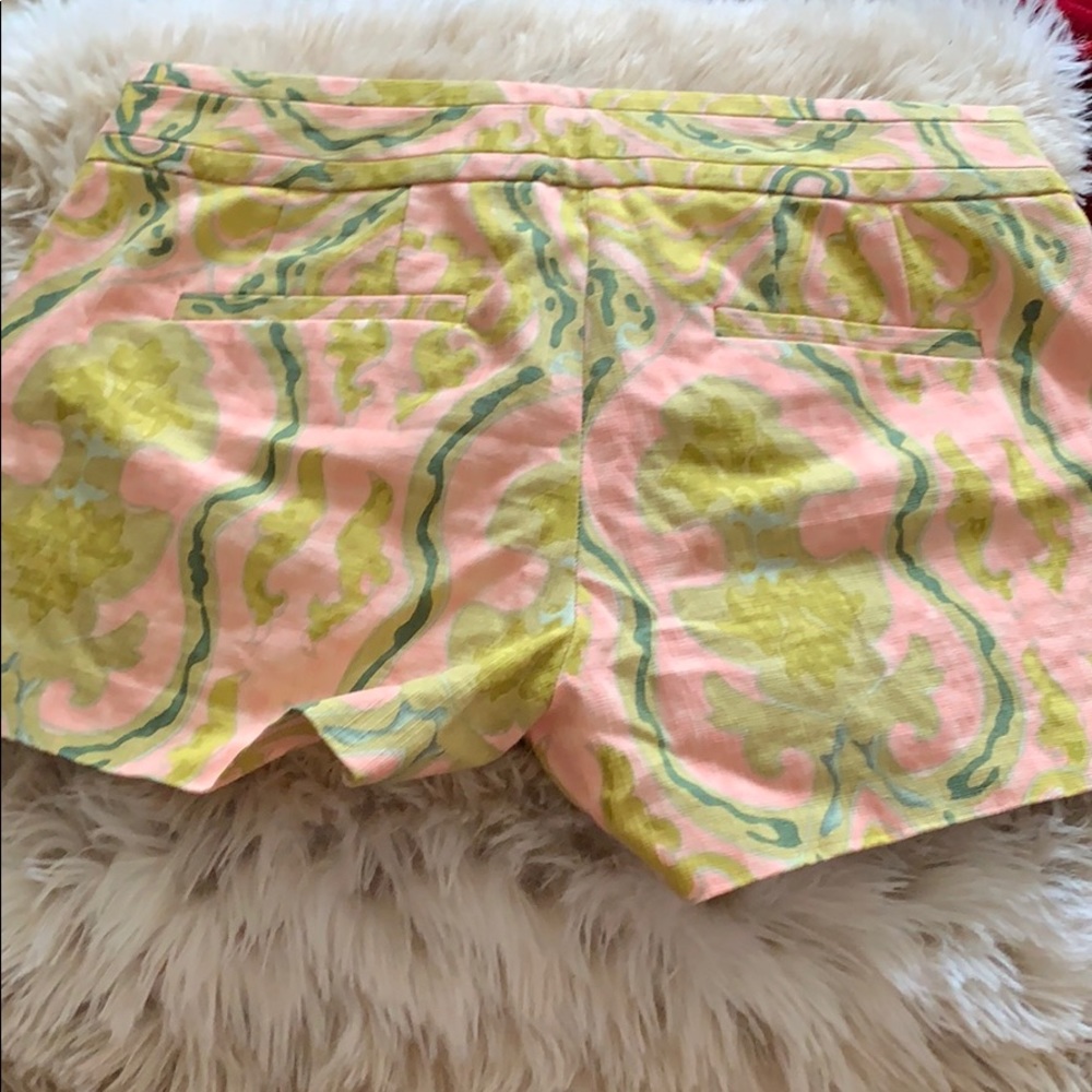 Shorts - Picture 3 of 3
